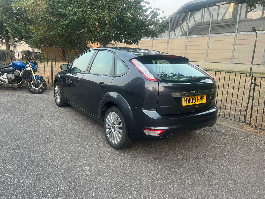 Ford Focus 1.6 Titanium Grey #4