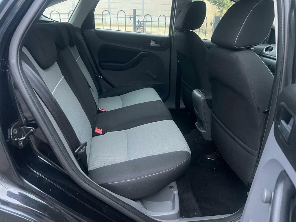 Ford Focus 1.6 Zetec S Ulez 10 Services Cambelt Grey #15