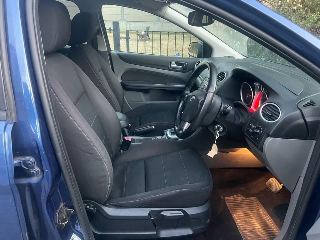 Ford Focus 1.8 Tdci Zetec Climate Hatchback Silver #12