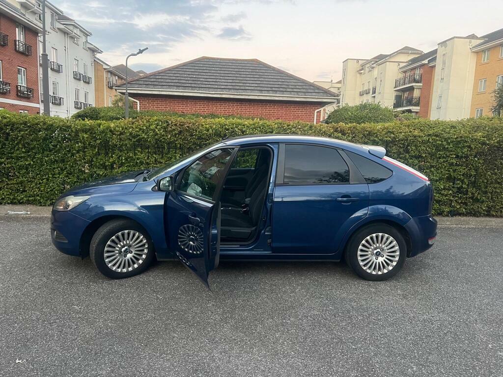 Ford Focus 1.8 Tdci Zetec Climate Hatchback Silver #68