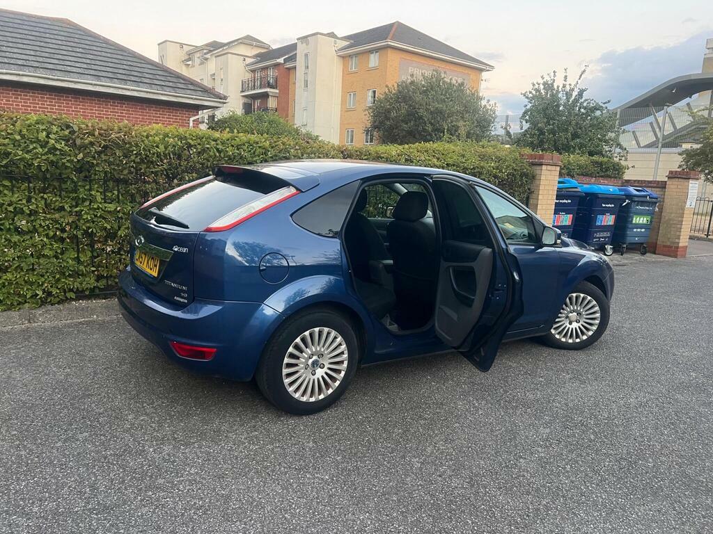 Ford Focus 1.8 Tdci Zetec Climate Hatchback Silver #73