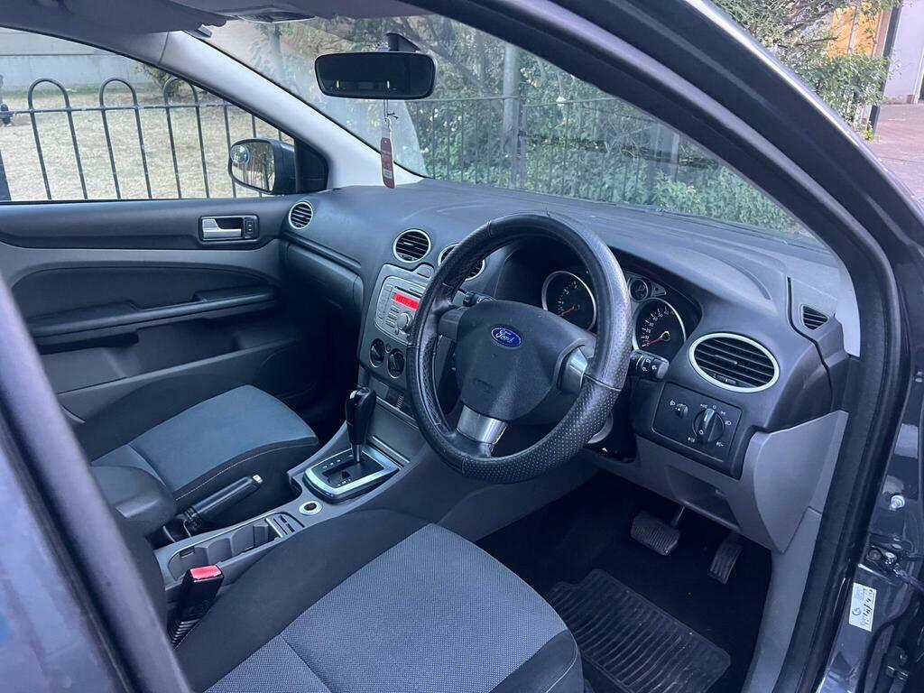 Ford Focus 2009 1.8 Zetec Hatchback 169 G Blue #25