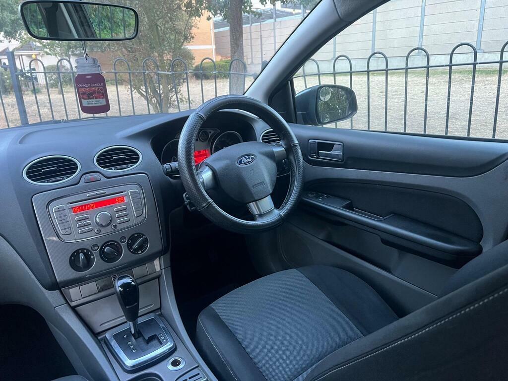 Ford Focus 2009 1.8 Zetec Hatchback 169 G Blue #19