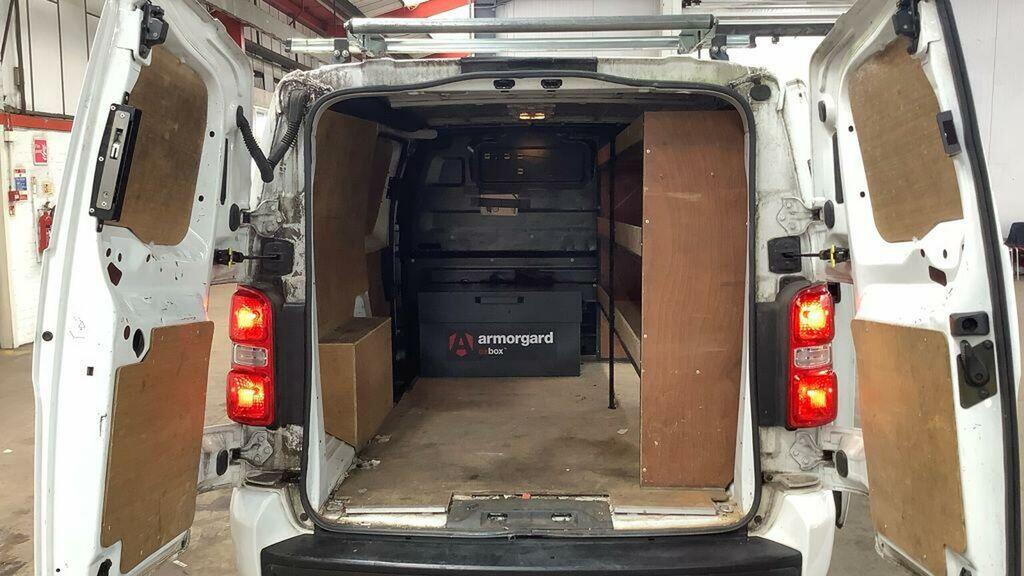 Vauxhall Vivaro 1.5 Turbo D 2900 Sportive L2 H1 Euro 6 Ss White #6