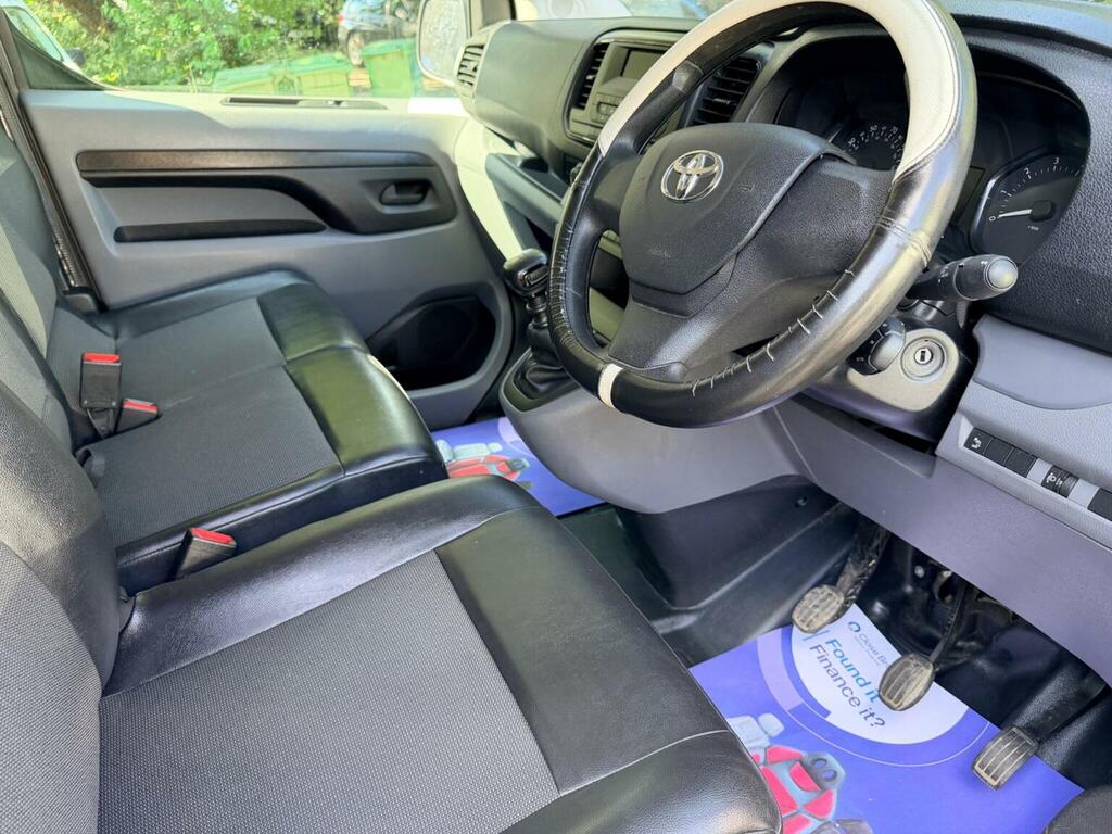 Toyota PROACE Panel Van 2.0D Design Medium Panel Van Mwb Eu Grey #10