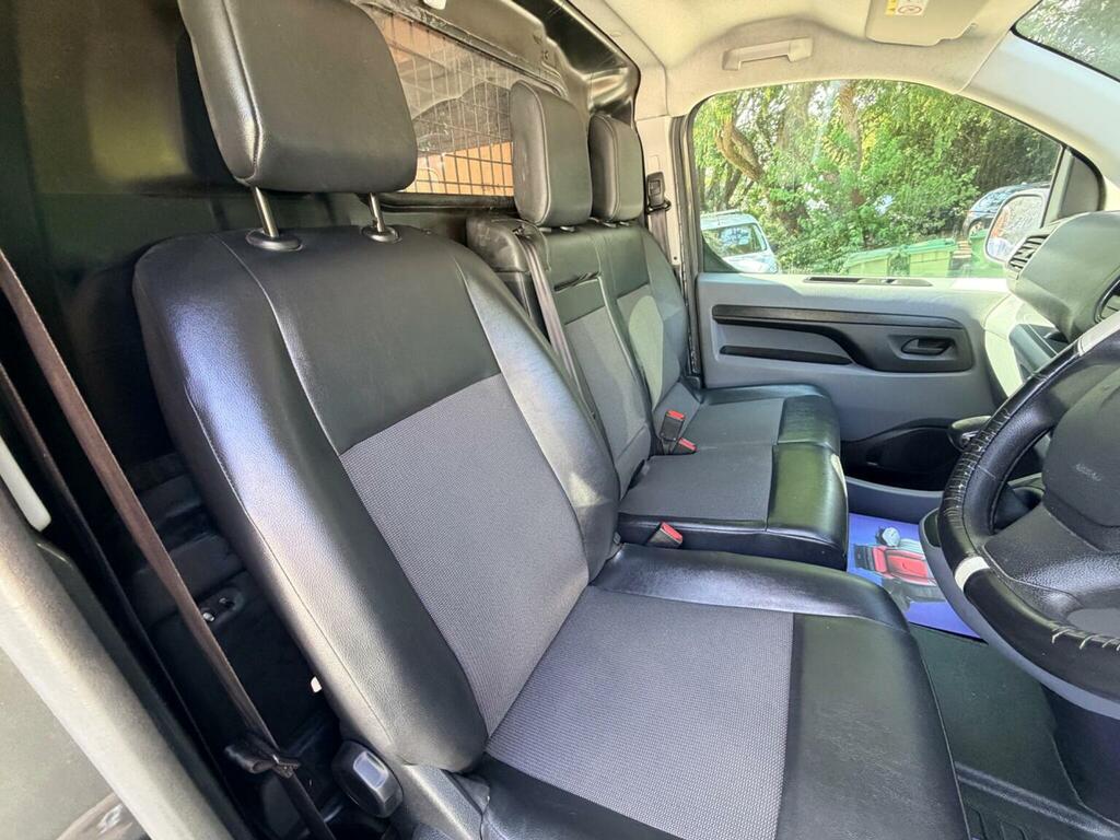 Toyota PROACE Panel Van 2.0D Design Medium Panel Van Mwb Eu Grey #13