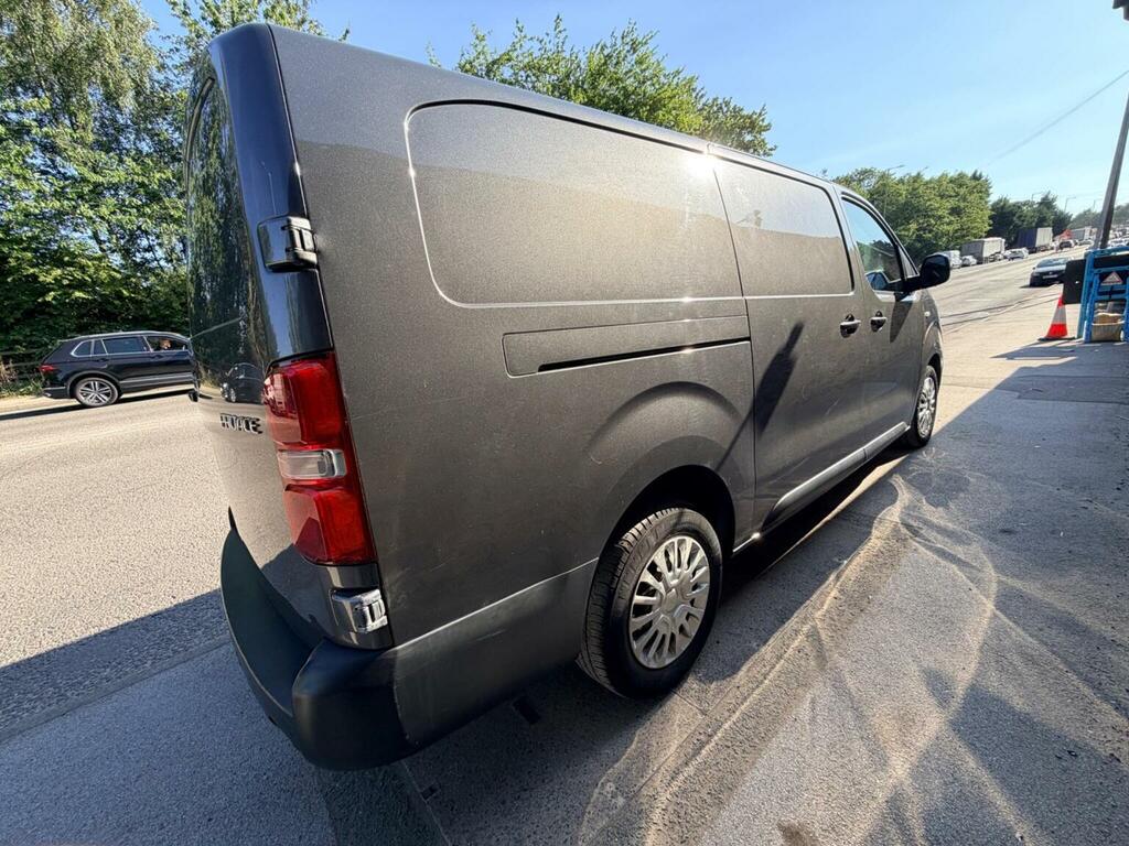 Toyota PROACE Panel Van 2.0D Design Medium Panel Van Mwb Eu Grey #9