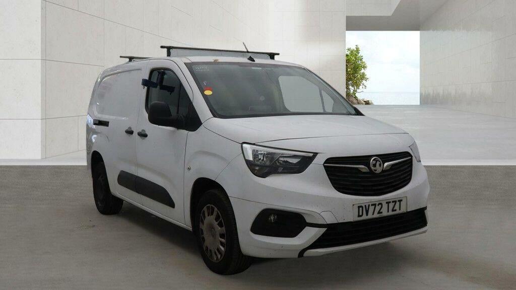 Vauxhall Combo Panel Van 1.5 Turbo D 2300 Sportive L2 H1 Euro 6 6 White #4