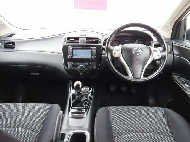 Nissan Pulsar 2015 1.2 Dig-t N-tec Hatchback E White #2