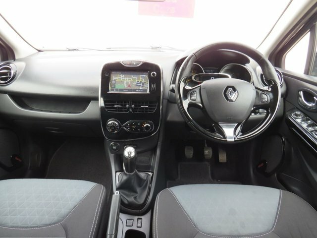 Renault Clio 2014 0.9 Tce Dynamique S Medianav Hatchback Pe Black #2
