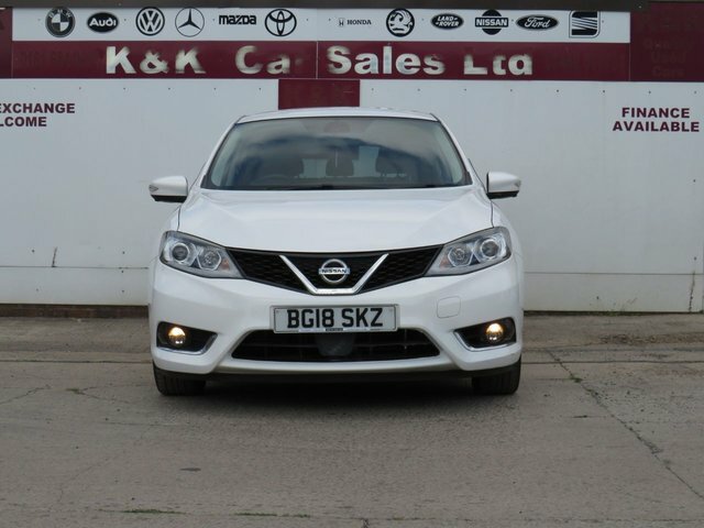 Nissan Pulsar 2018 1.2 Dig-t Tekna Hatchback Xtron Eu White #6