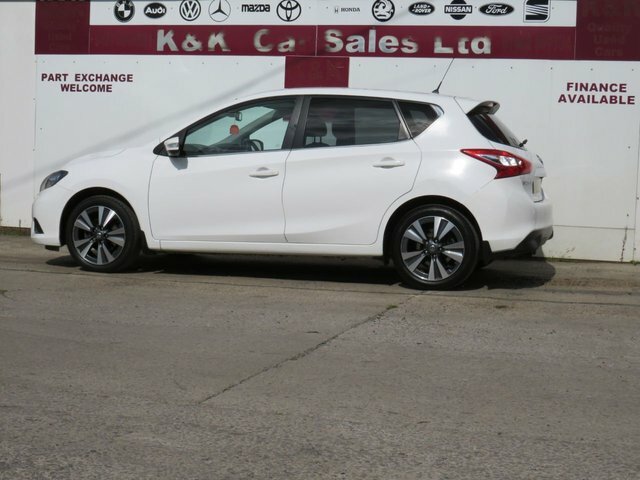 Nissan Pulsar Pulsar White #30