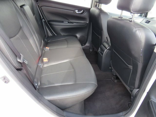 Nissan Pulsar Pulsar White #8