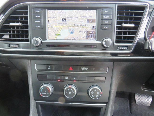 Seat Leon 2.0 Tdi X-perience Se Technology Sport Tourer Grey #15