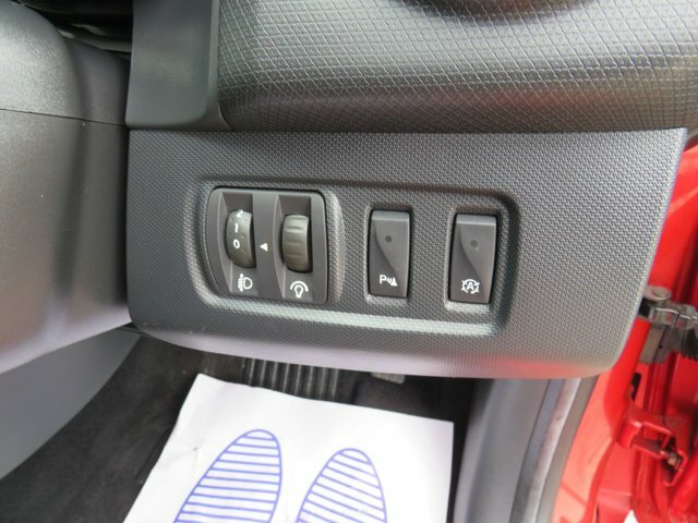 Renault Clio Hatchback 1.2 16V Dynamique Nav Euro 6 20151 White #21