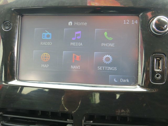 Renault Clio Hatchback 1.2 16V Dynamique Nav Euro 6 20151 White #16