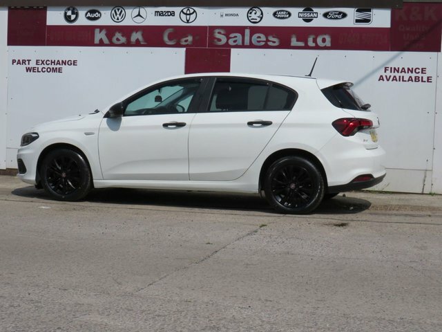 Fiat Tipo 1.4 T-jet 120 Easy Plus - 2019 19 White #22