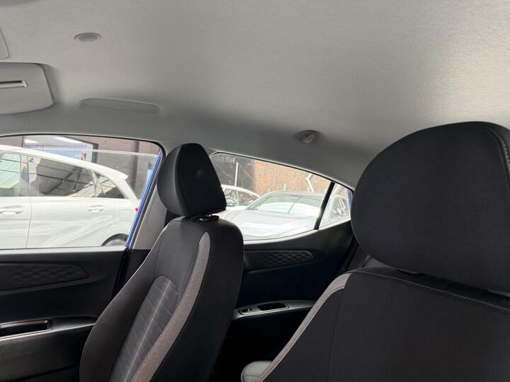 Hyundai I10 Hatchback White #29