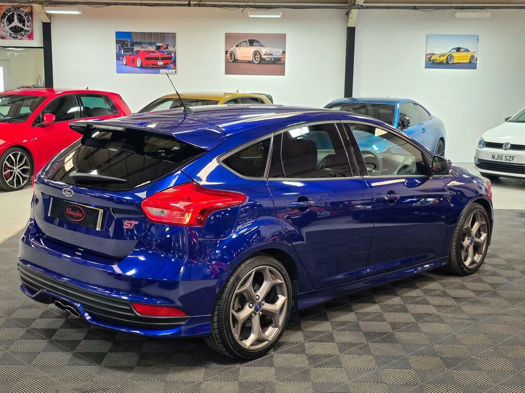 Ford Focus Hatchback 2.0T Ecoboost St-2 Euro 6 Ss 201 LO16CZC Blue #6