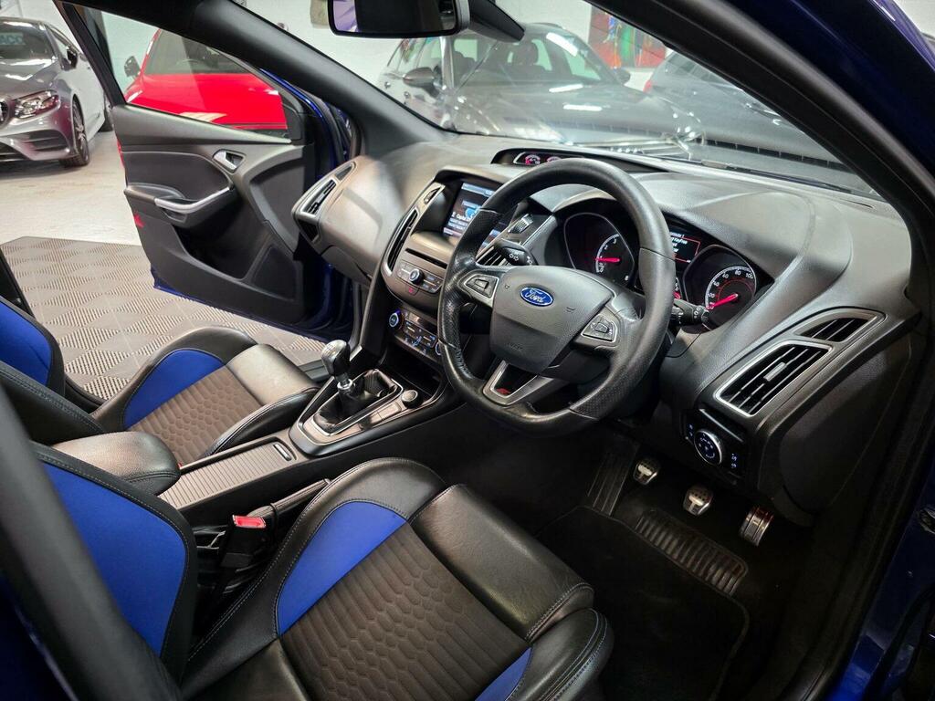 Ford Focus Hatchback 2.0T Ecoboost St-2 Euro 6 Ss 201 LO16CZC Blue #3