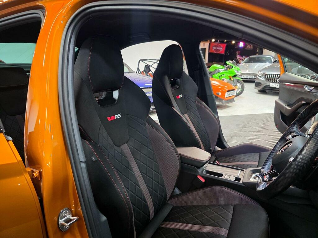 Skoda Octavia Hatchback 2.0 Tsi Vrs Dsg Euro 6 Ss 20232 KY23YSO Orange #4