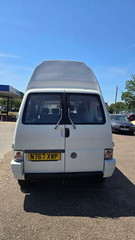 Volkswagen Caravelle Transporter Caravelle White #6