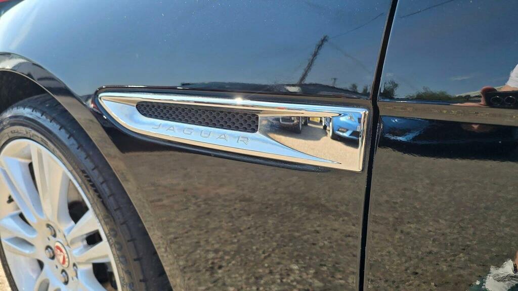 Jaguar XE Saloon 2.0D Prestige Euro 6 Ss 201968 Black #6