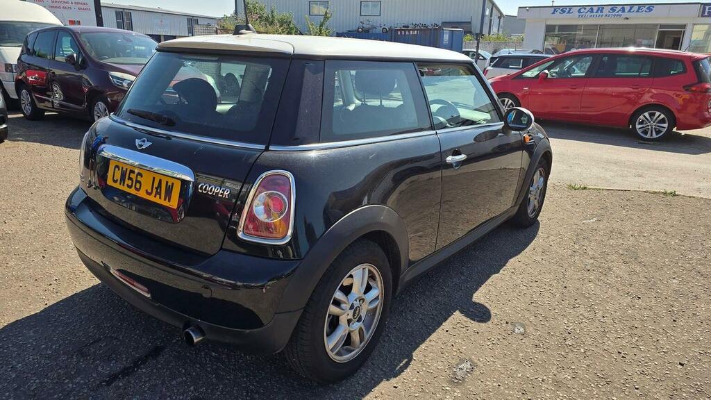 Mini Hatch 1.6 Cooper Euro 5 Ss Black #6