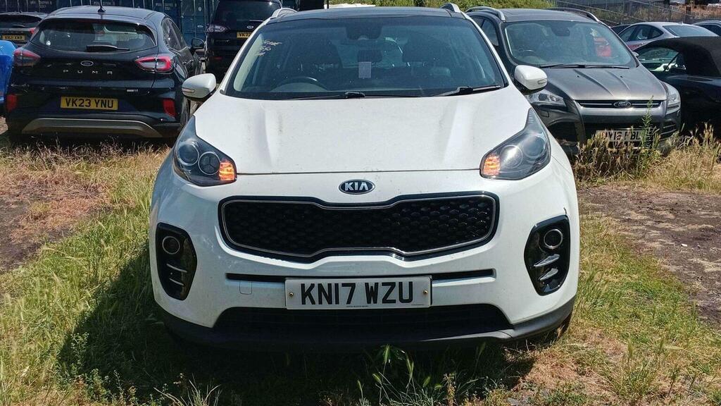 Kia Sportage Suv 1.7 Crdi 3 Dct Euro 6 Ss 201717 White #2