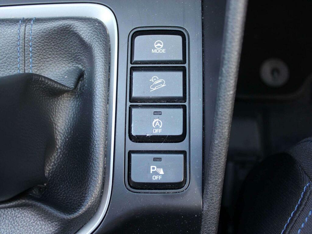 Hyundai Tucson 1.7 Crdi Blue Drive Se Nav Euro 6 Ss White #6