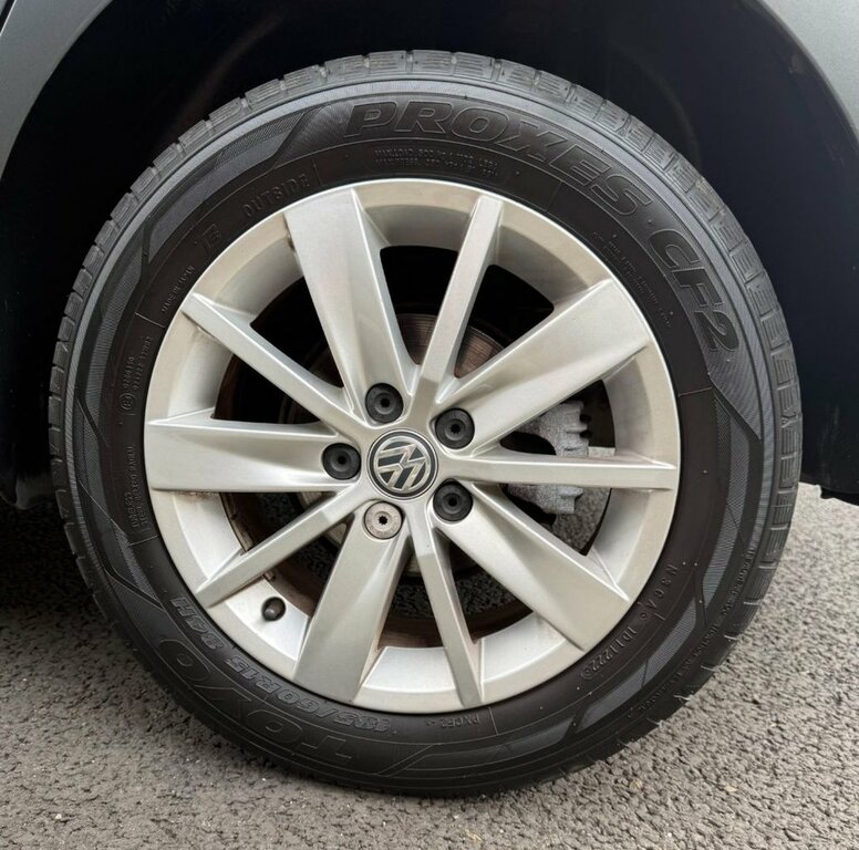 Volkswagen Polo 1.2L Se Grey #4