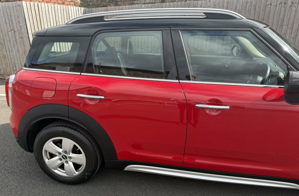Mini Countryman 1.5L Cooper Classic Red #6