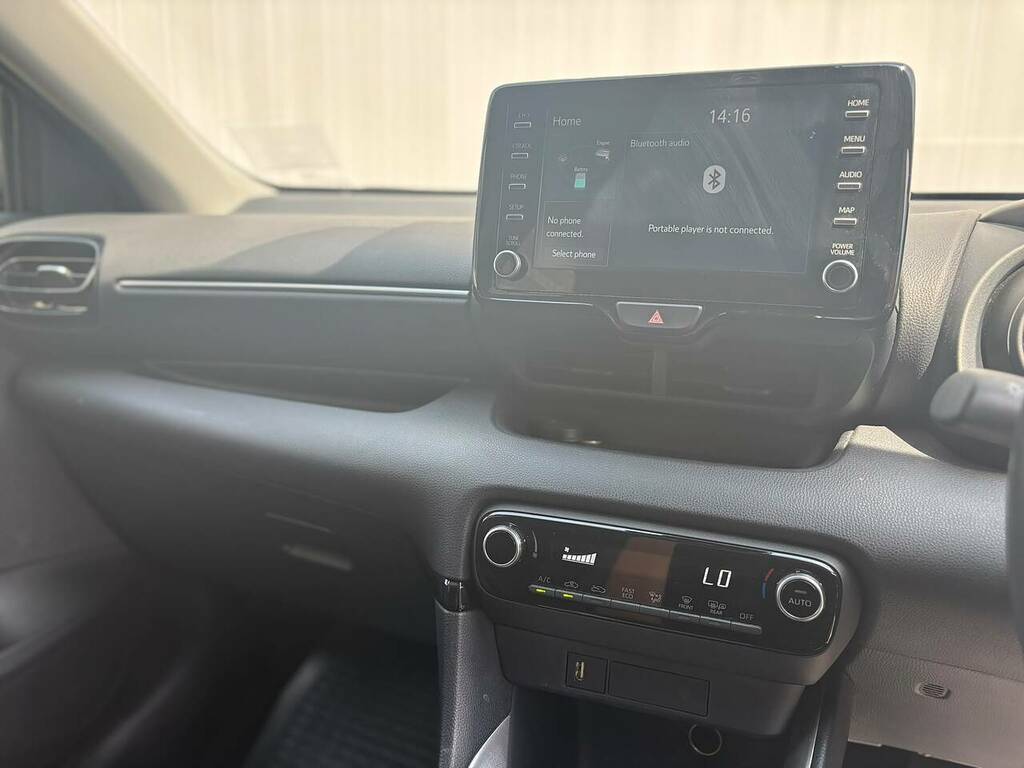 Toyota Yaris 1.5 Vvt-h Excel E-cvt Euro 6 Ss Grey #19