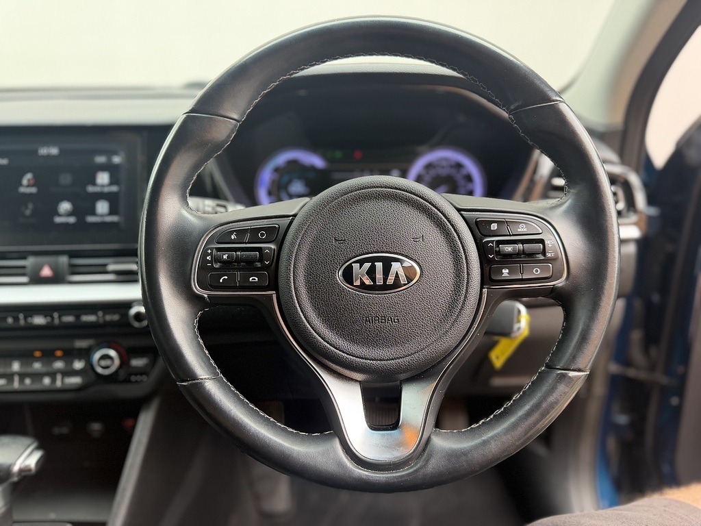 Kia Niro 1.6 Gdi 4 Suv Hybrid Dct Black #23
