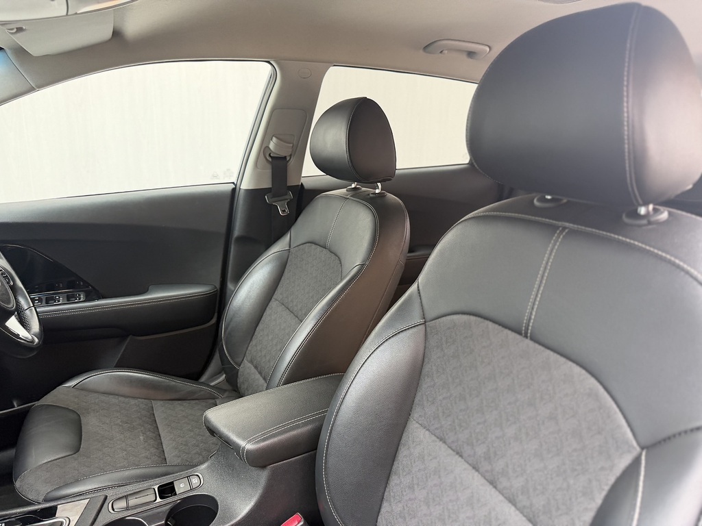 Kia Niro 1.6 Gdi 4 Suv Hybrid Dct Black #29