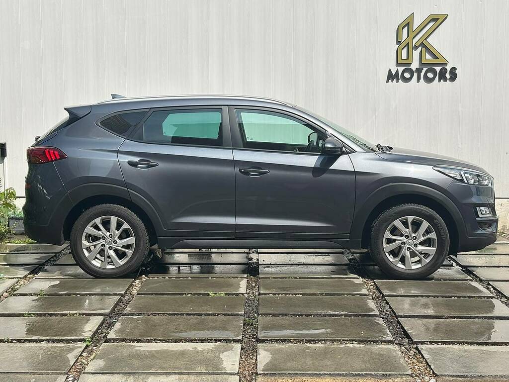 Hyundai Tucson 1.6 Gdi Blue Drive Se Nav Suv Eu Grey #3