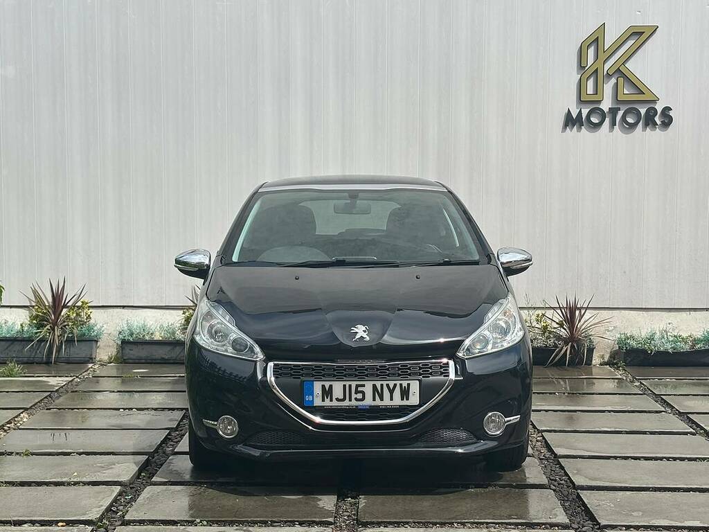 Peugeot 208 1.2 Vti Puretech Style Hatchback Black #2