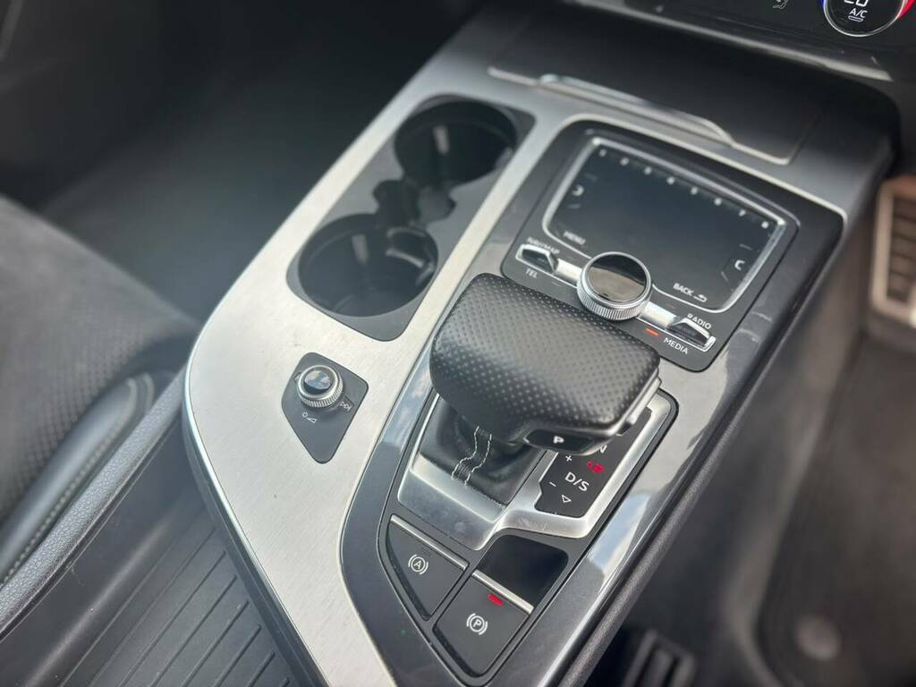 Audi Q7 Q7 Tdi E-tron Quattro Blue #24