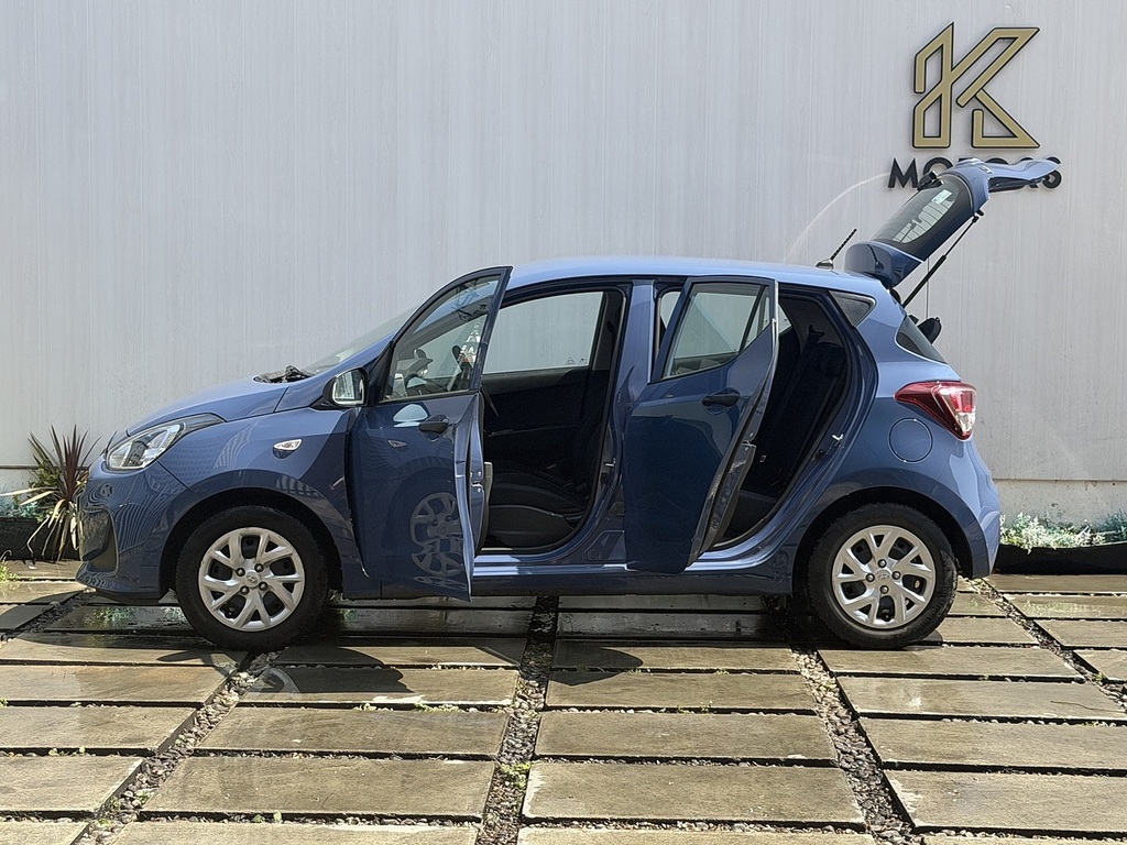 Hyundai I10 Black #26