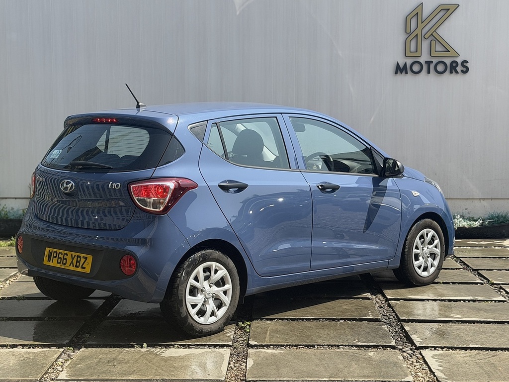 Hyundai I10 Black #11