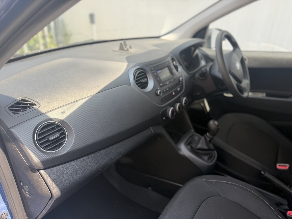 Hyundai I10 Black #27