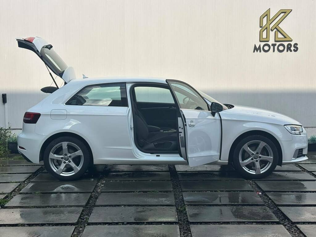 Audi A3 1.4 Tfsi Cod Sport Hatchback Eur White #4