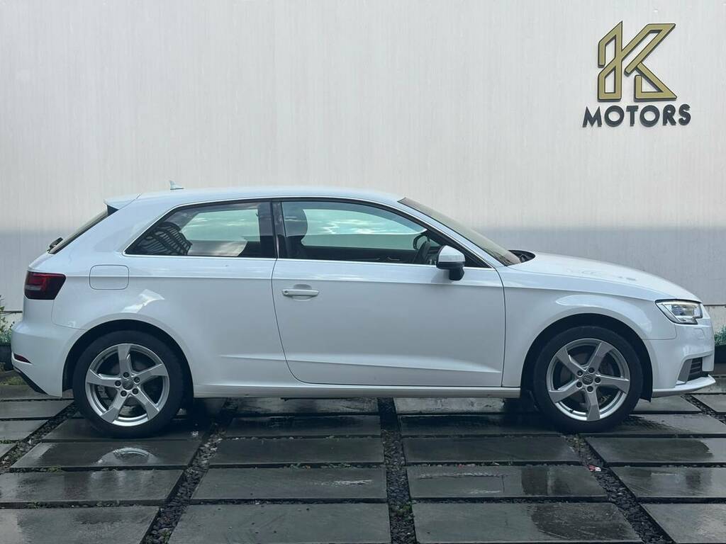 Audi A3 1.4 Tfsi Cod Sport Hatchback Eur White #3