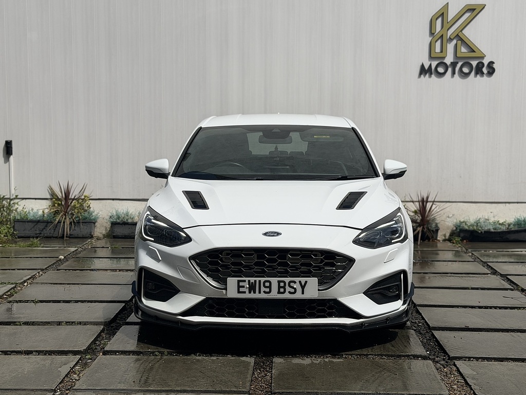 Ford Focus T Ecoboost St White #2