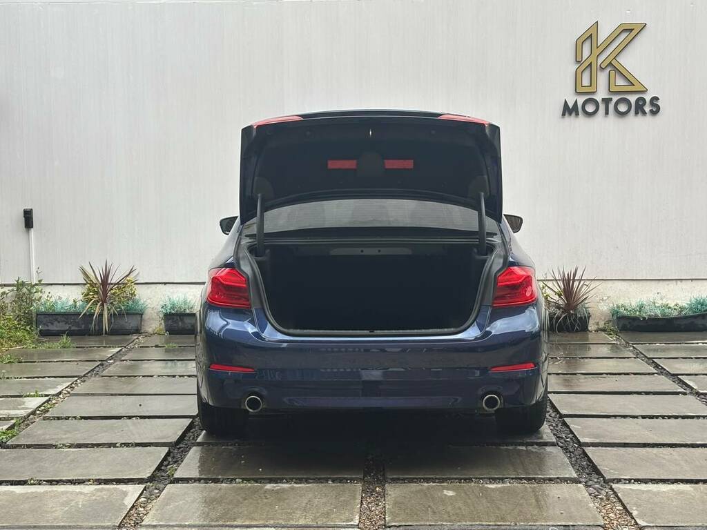 BMW 5 Series M Sport Blue #13