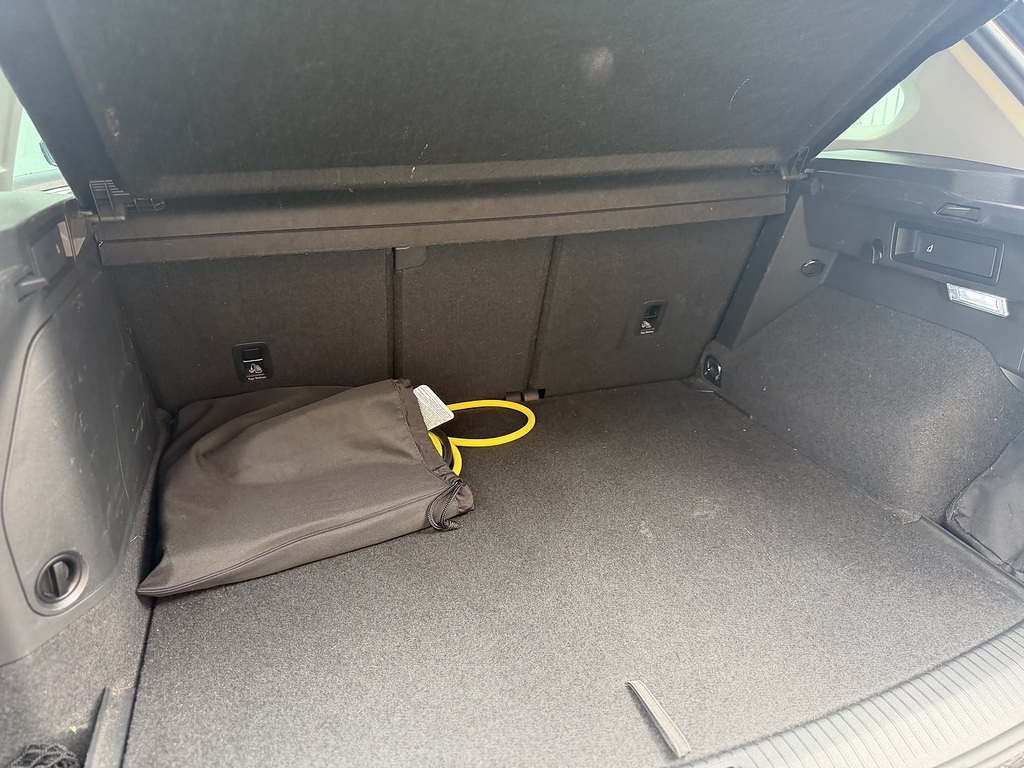Volkswagen Tiguan Active Grey #14