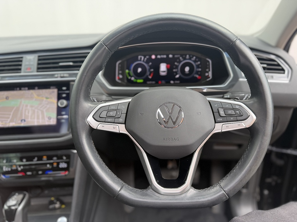 Volkswagen Tiguan Active Grey #26