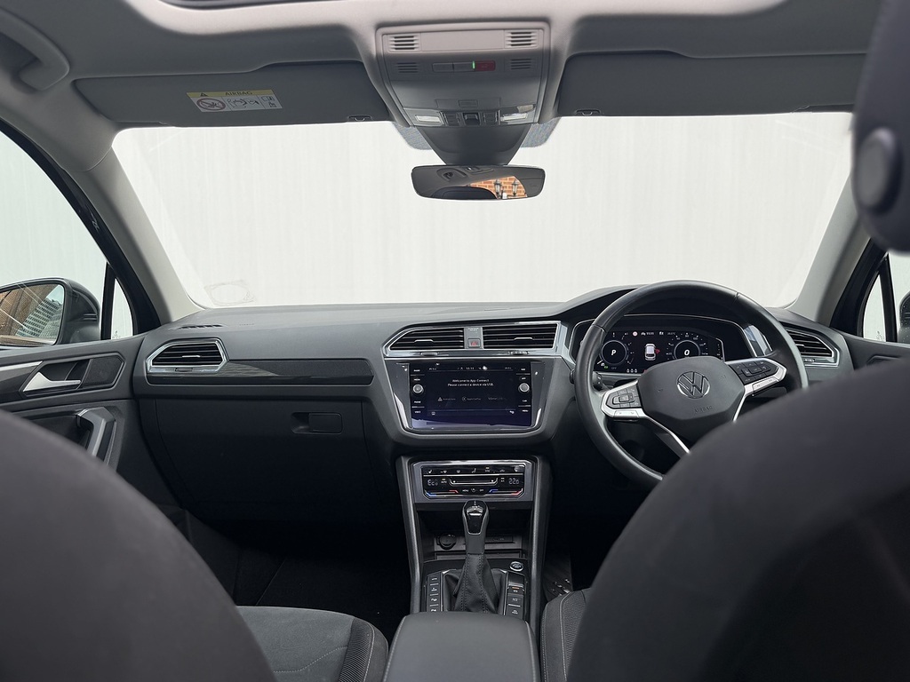 Volkswagen Tiguan Active Grey #15