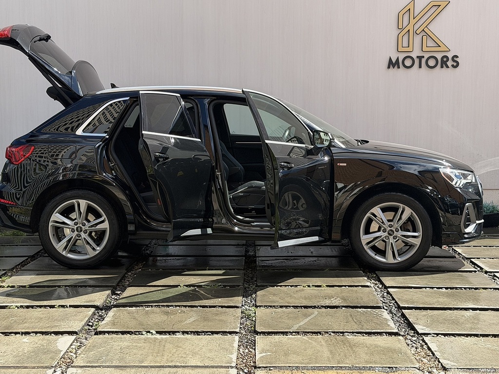 Audi Q3 Tfsi S Line Black #5