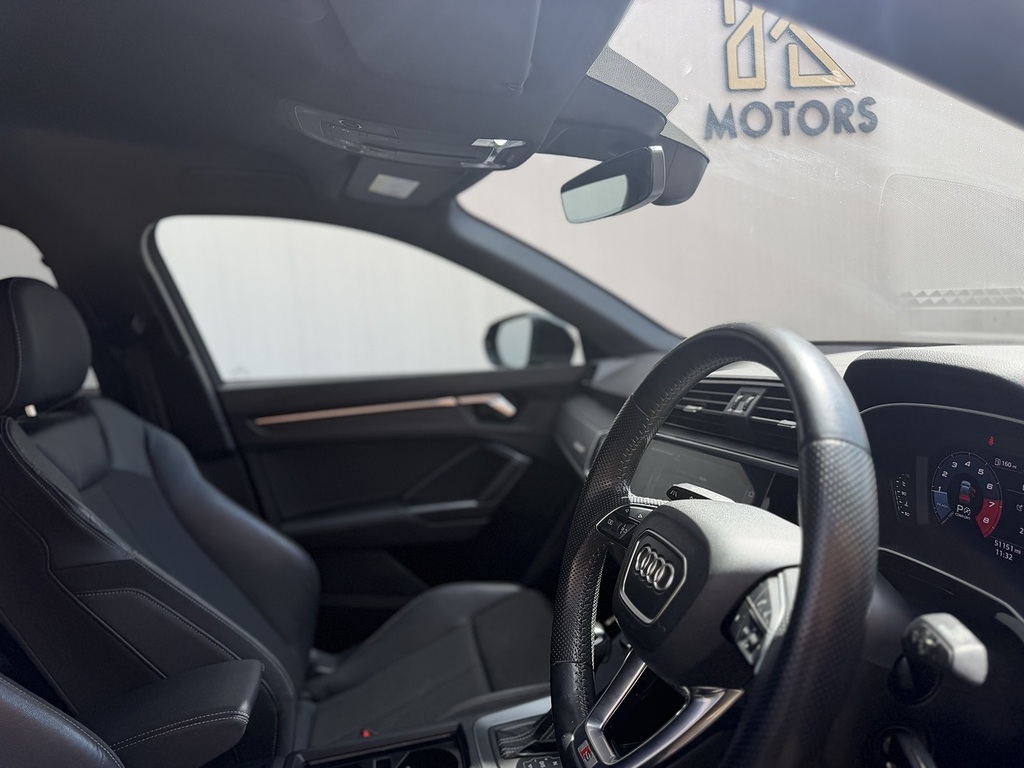 Audi Q3 Tfsi S Line Black #6